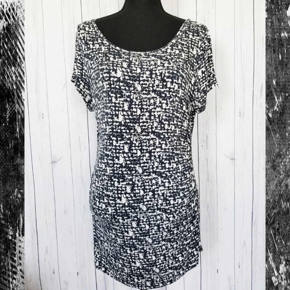 ⬇️🌹 Ann Taylor (L) Navy/White Long Blouse